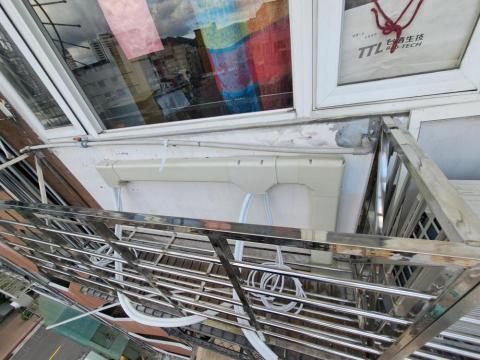 卓文勝 - 大安移機，白鐵籠，管槽