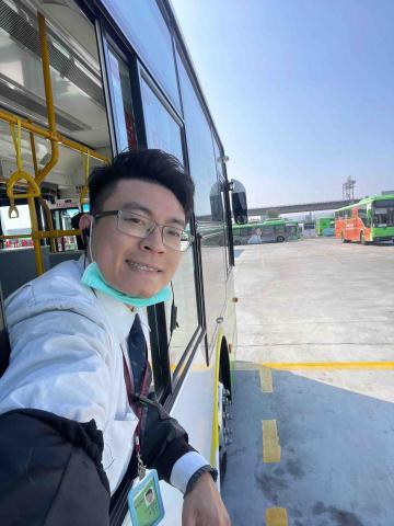 提供合一服務的專家專教老是學不會開車的朱教練