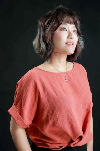 提供美甲片服務的專家昕鎂 Make up