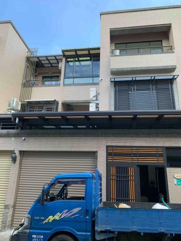 創鑫鋁門窗 - 整棟專業設計玻璃採光罩