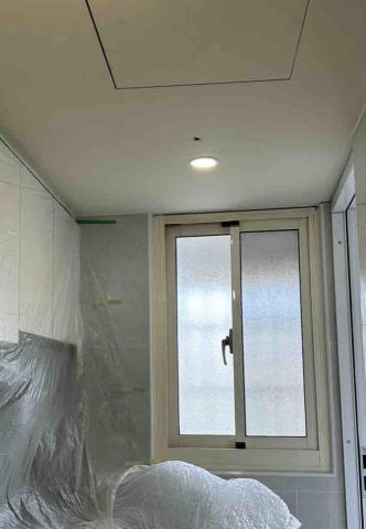 王漢通 - 崁燈開孔拉線安裝