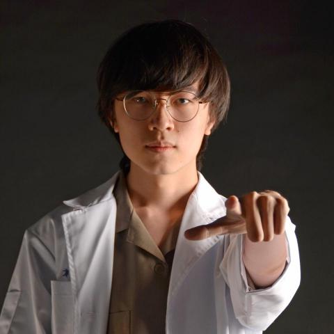 提供工作服台中服務的專家戴爾賢