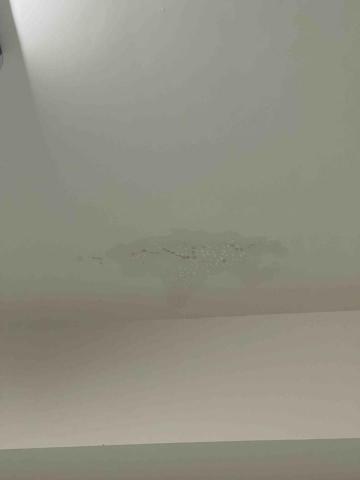 Hydraco 水合 | 免打牆科技抓漏/冷熱管線/奈米防水 - 一樓天花板漏水，因二樓的冷熱水管在漏