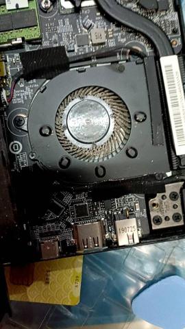 天辰3C 專業急件到府 - 筆電過熱清理前 天辰3C 專業急件到府 - 筆電過熱清理前