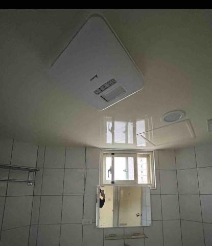 王漢通 - 浴室台達暖風機