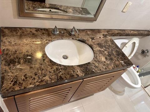 安得力工程 - 已用20幾年的石材 要敲掉換新 被我們救回來如新的一樣 屋主非常滿意