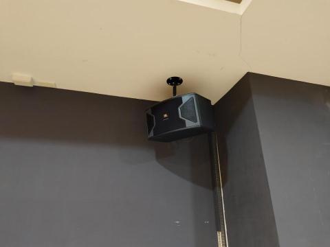 洪雋庭（光影城堡音響影像設計） - 