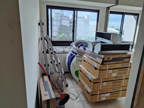 立可潔(中部地區) - 裝潢前首次進場放管施工.