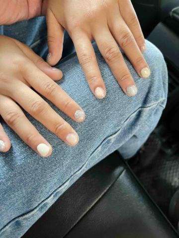 渺渺 - 兒童美甲&mdash;手部跳色