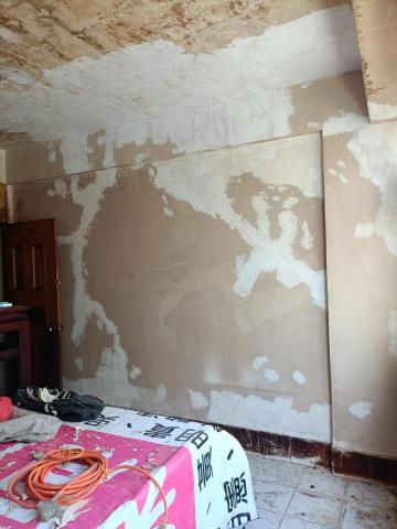 七彩油漆工程 - 牆面大裂縫整修中