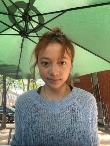 提供睫毛夾用法服務的專家林玟均