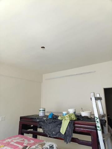 七彩油漆工程 - 神明廳完工（上面那根木條要拆除）