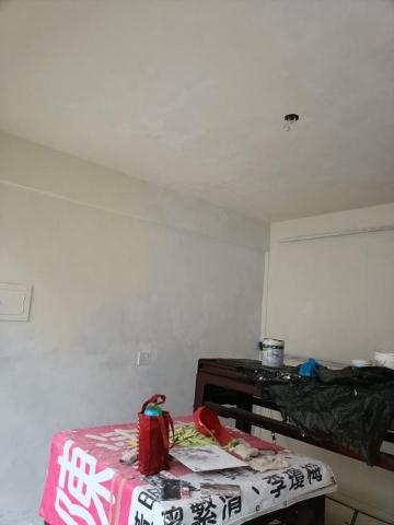 七彩油漆工程 - 全室綁油性底漆、批土、第1道面漆0K