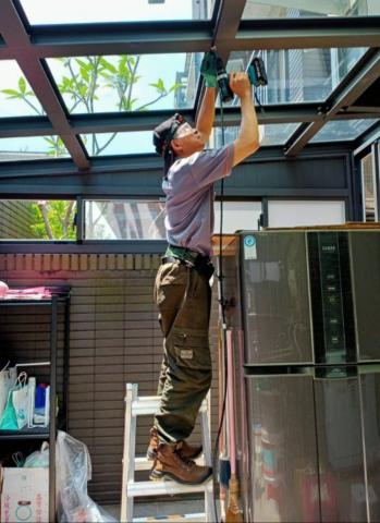 再生源水電商行 - 安裝燈具