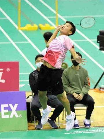 提供羽球規則服務的專家李凱繹