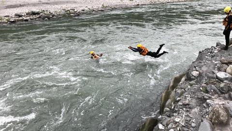 Peter-動康職人 - 急流救援