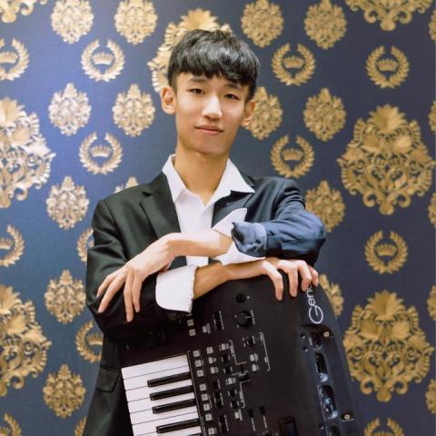 黃昱景(芒果) 活動商演、婚禮樂團、鍵盤教學、駐點演唱 黃昱景(芒果) 活動商演、婚禮樂團、鍵盤教學、駐點演唱