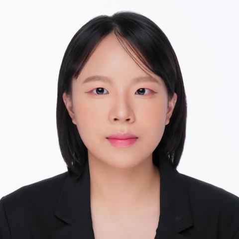 黃意容 黃意容