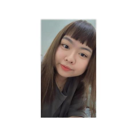 提供美髮剪刀服務的專家張玉汶