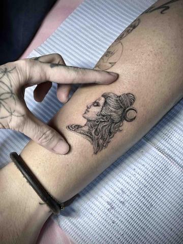 EveWednesdayTATTOO - 精緻人像小圖