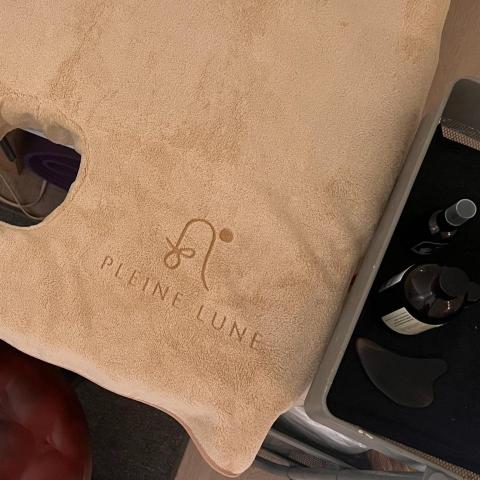 提供芳療服務的專家Penny