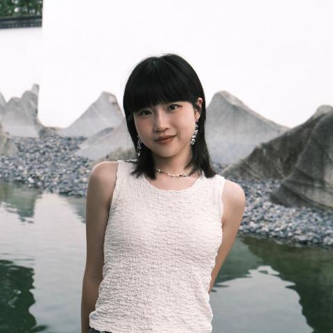 提供床墊寄送服務的專家張煜婕（小雙）