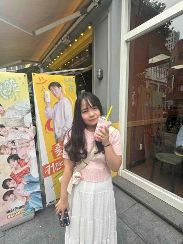 吳芷昀 吳芷昀