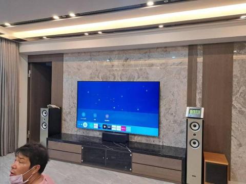 林俊奇 - 電視牆