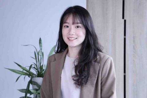 提供拉門下軌服務的專家蔡宜樺