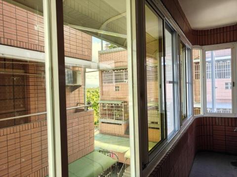 宸廣鋁社 - 陽台包窗後