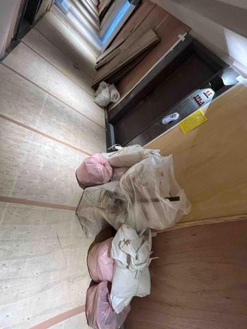 億鈔企業社 - 高雄裝潢廢棄物清理前