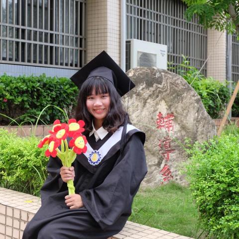 提供諮商dcard服務的專家蘇苡晴