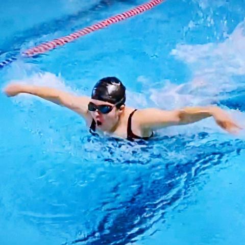 提供台中北屯刮痧服務的專家余思嫻(小魚教練)