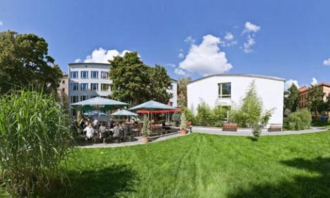 亞哲思國際科技教育事業 - 合作語言學校環境