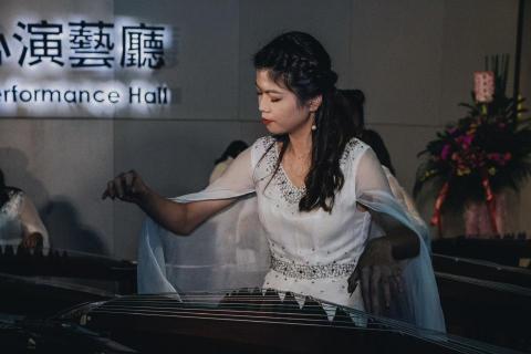 Waitie | 古箏教學演出 - 古箏演出