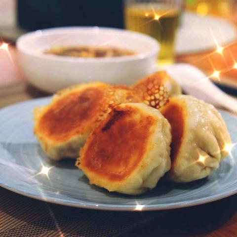 Emily料理廚房 - 爆汁水煎包