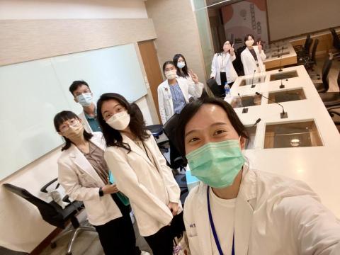 羅媛元 - 高雄凱旋醫院 臨床心理見習