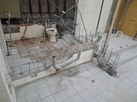 范宏澤 - 學校拆除打石工程