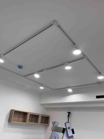 蘇蘇 - 軌道燈規劃、安裝