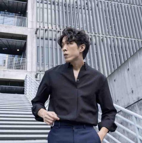 提供表演魔術服務的專家高偉