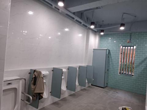 范宏澤 - 學校廁所拆除整修完成