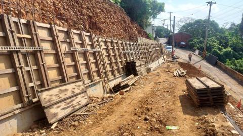 范宏澤 - 擋土牆土木營造工程