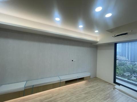 藍慶宇 - 客廳電視牆