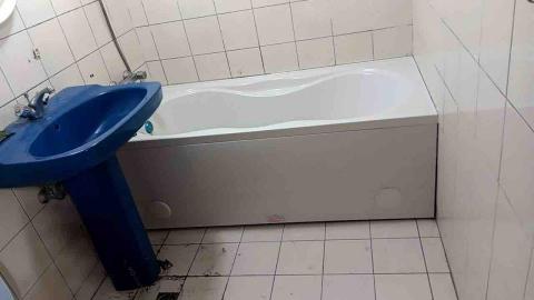 莨豑室內工程行 - # 統包工程(2025/7/2) 萬華區
1. 浴缸更換 莨豑室內工程行 - # 統包工程(2025/7/2) 萬華區
1. 浴缸更換