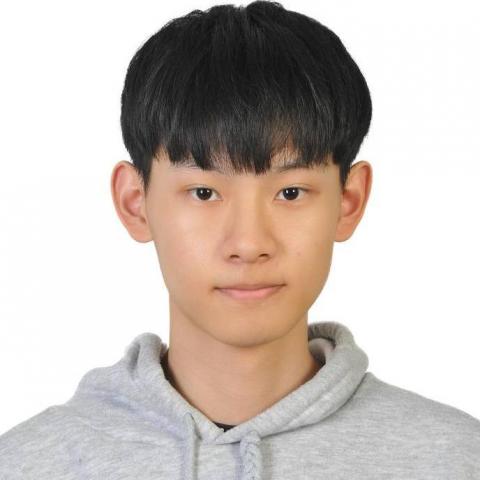 提供台北翻譯公司緬翻中服務的專家林偉諺