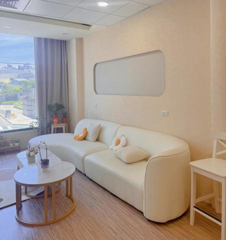 艾麗莎美睫藝術工作室 - 等待區 艾麗莎美睫藝術工作室 - 等待區