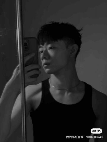 提供kpop 360服務的專家戴