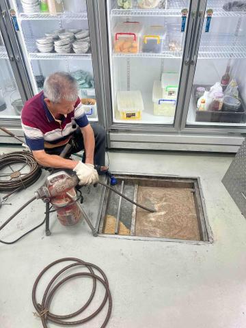 亞洲悍馬企業社 - 餐廳截油槽疏通保養