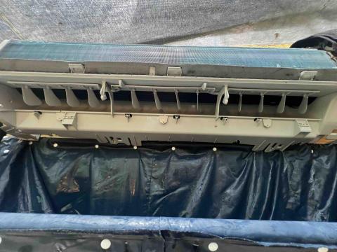 吳思翰 - 室內機清洗