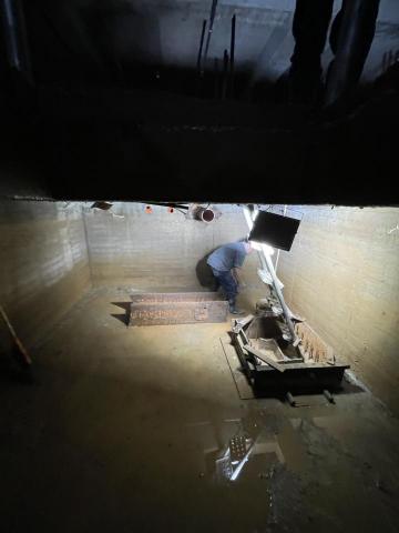 上選工程有限公司 - 筏基內部清理/液漿打石處理/抽水